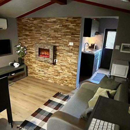 Apartment Eos สตรุนยัน ภายนอก รูปภาพ