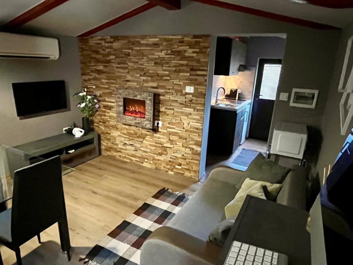 Apartment Eos สตรุนยัน ภายนอก รูปภาพ