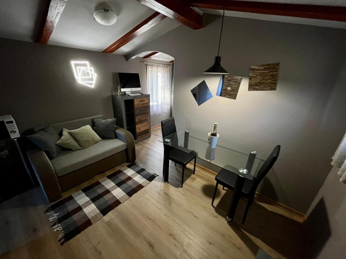 Apartment Eos สตรุนยัน ภายนอก รูปภาพ